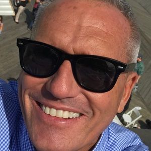 Meet your Posher, Drew